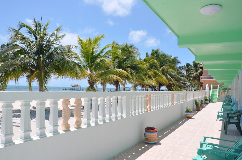 Rainbow Hotel Caye Caulker Eksteriør bilde